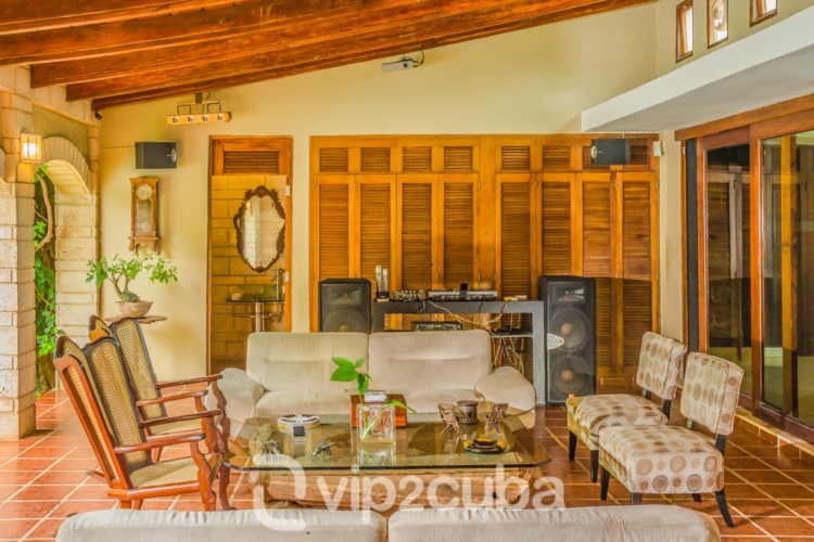 RHPL163 4BR/4BT Luxury VIP Villa with pool in Siboney Havana Cuba