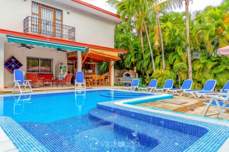 RHPL66 6 Villa Tropicana with pool in Miramar havana