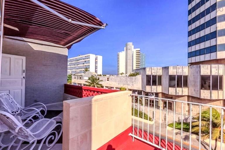 RHHV52 2BR/2BT Apartment Urbano in Old Havana VIP2Cuba Luxury Villa Rental in Havana