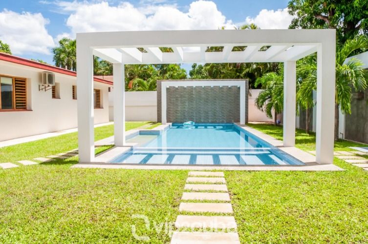 RHPL159 5Br Villa with Pool in Siboney, Havana