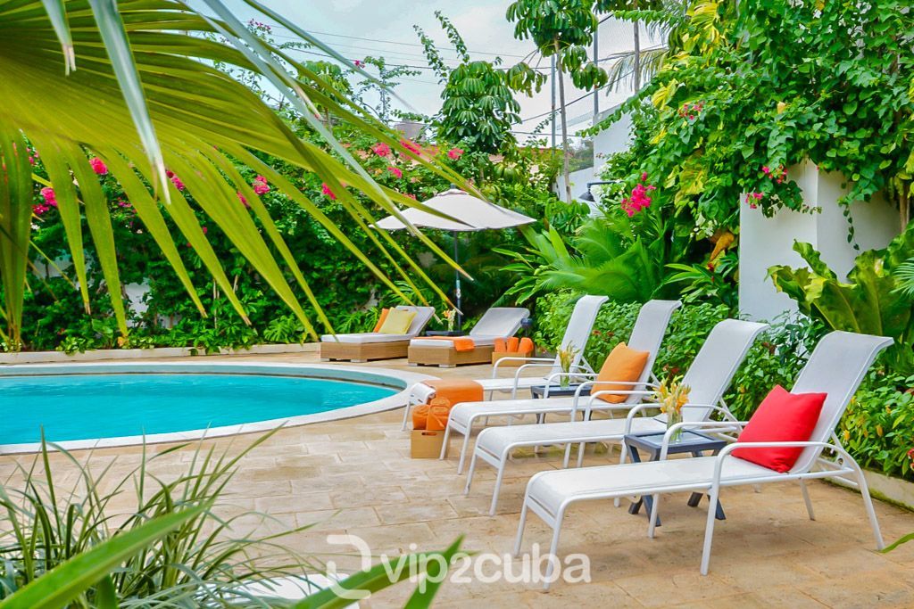RHPL166 Luxury villa with pool in Miramar Havana
