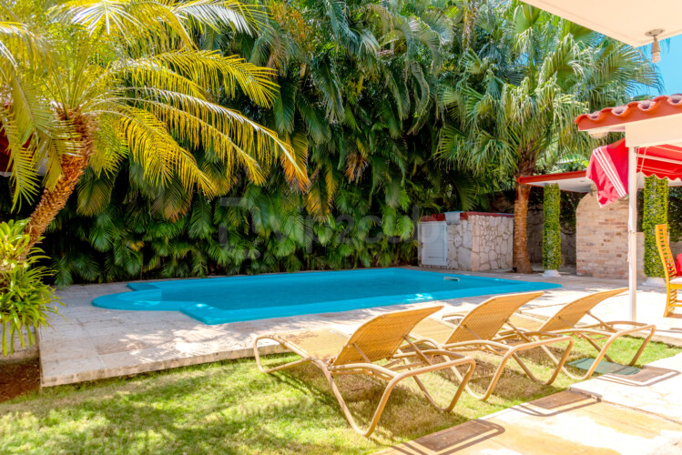RHPL74 5BR Villa Anna with pool in Havana Cuba